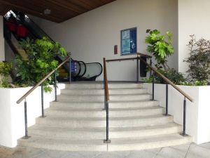 Wharfside_Communal_area_stairs_and_elevator.jpg